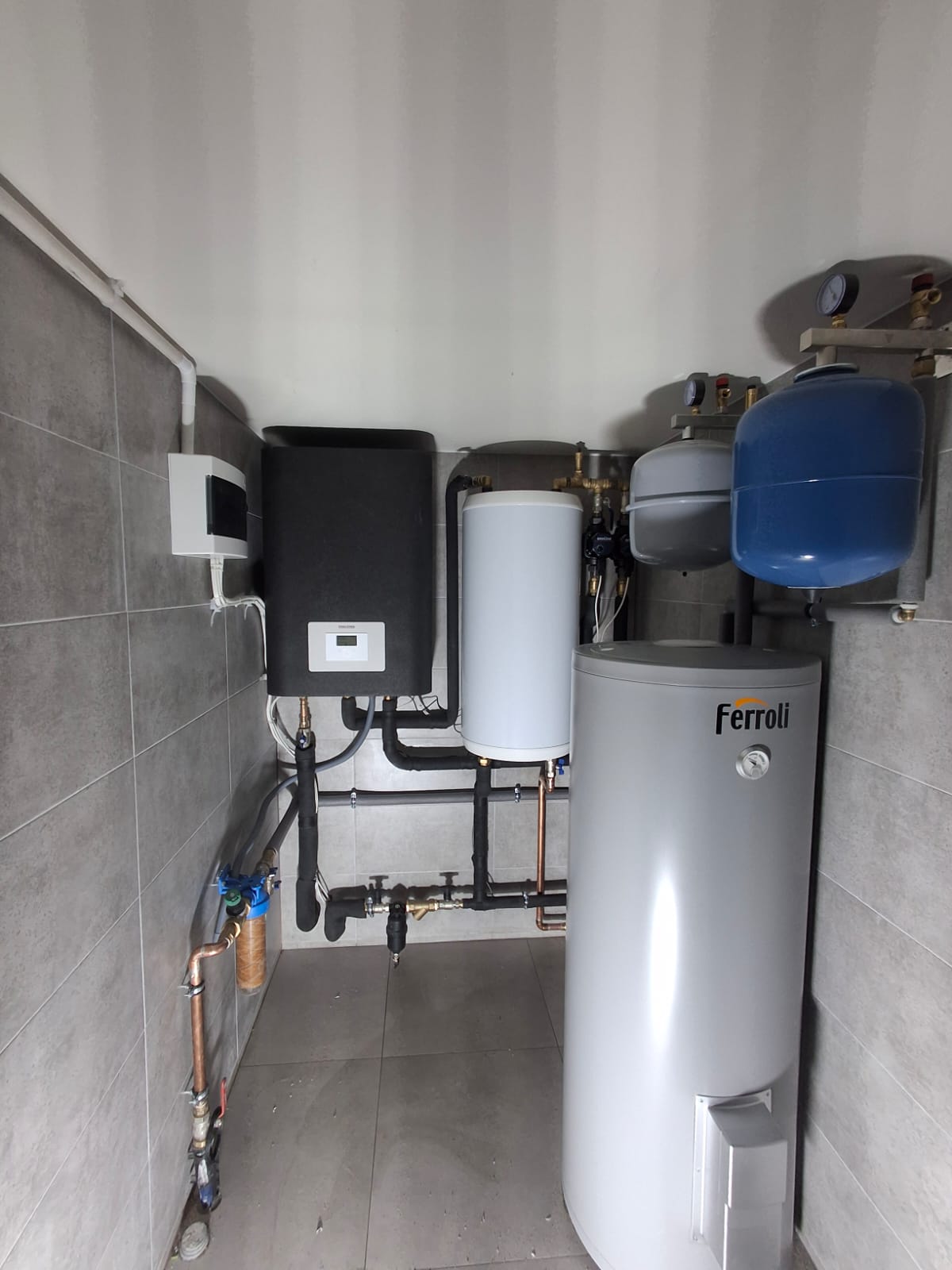 WhatsApp Image 2025-11-19 at 09.03.35 (1)